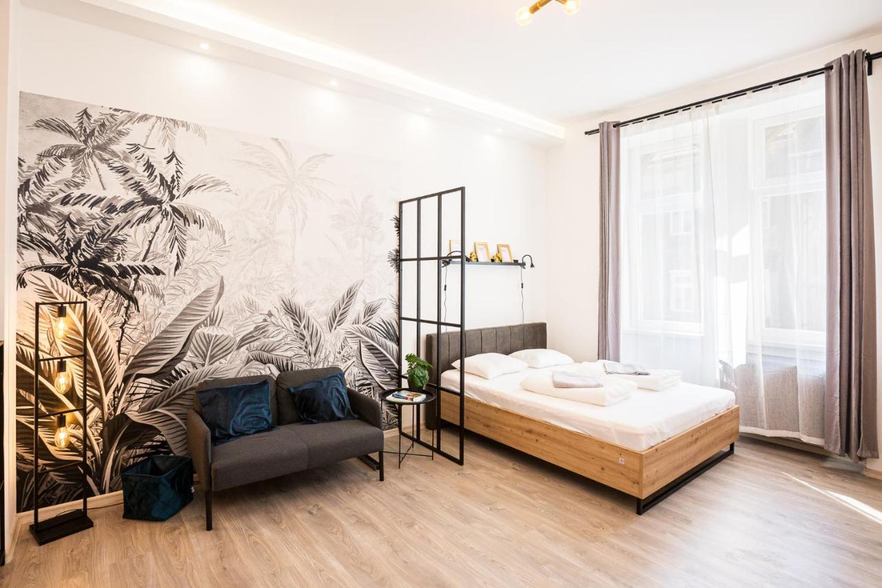 Gaia House Апартаменти